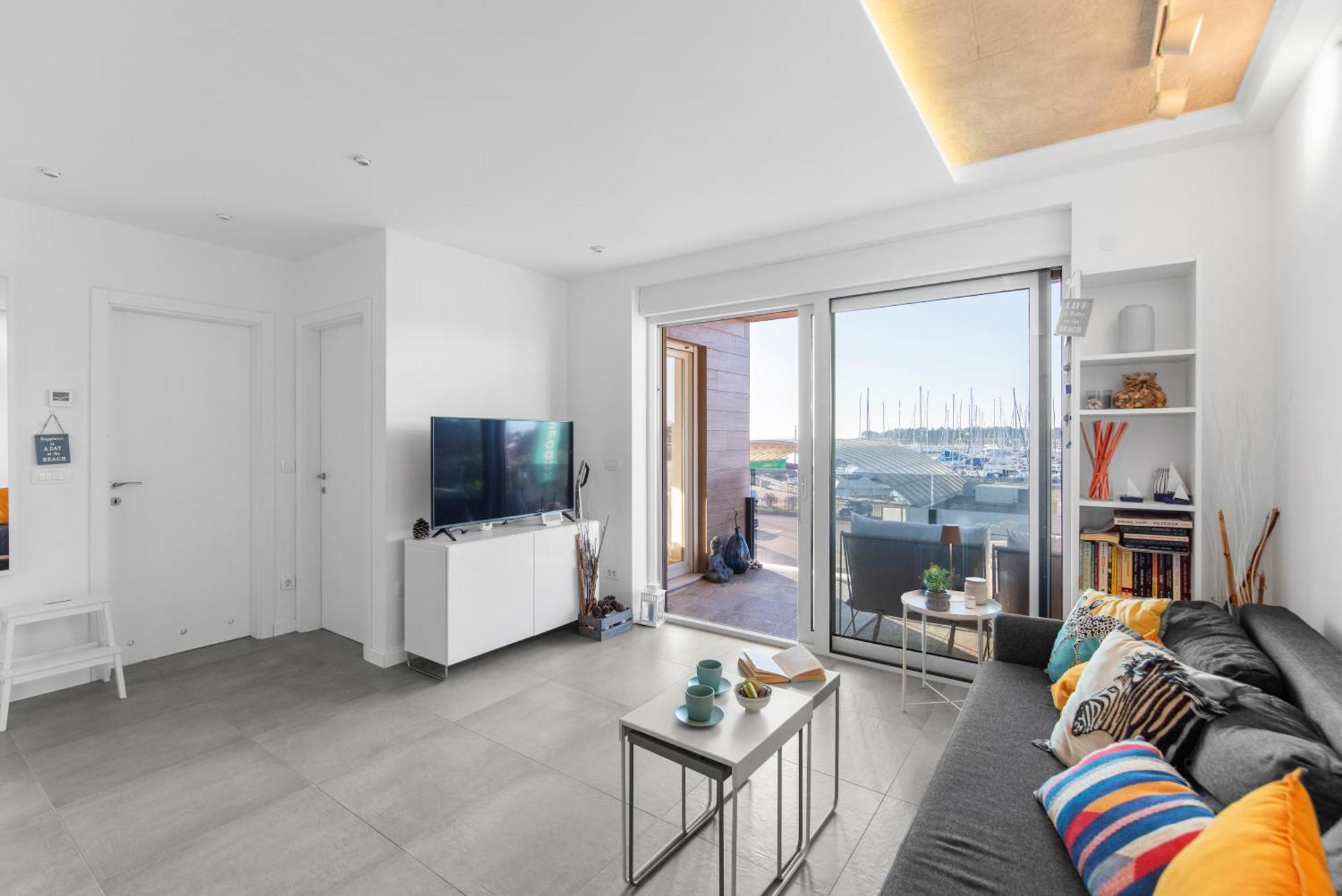 Apartments Mia Новиград Экстерьер фото